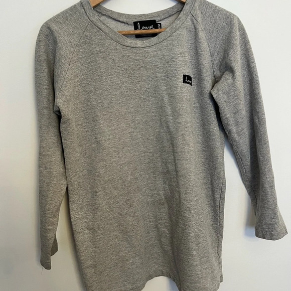 Louve Gray Long Sleeve Top size medium - Picture 2 of 7